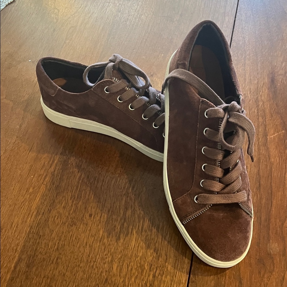 FRYE AND CO. Women’s Chocolate Brown Suede Sneakers